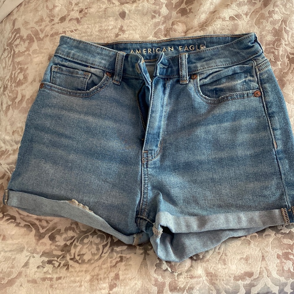 American eagle mom shorts